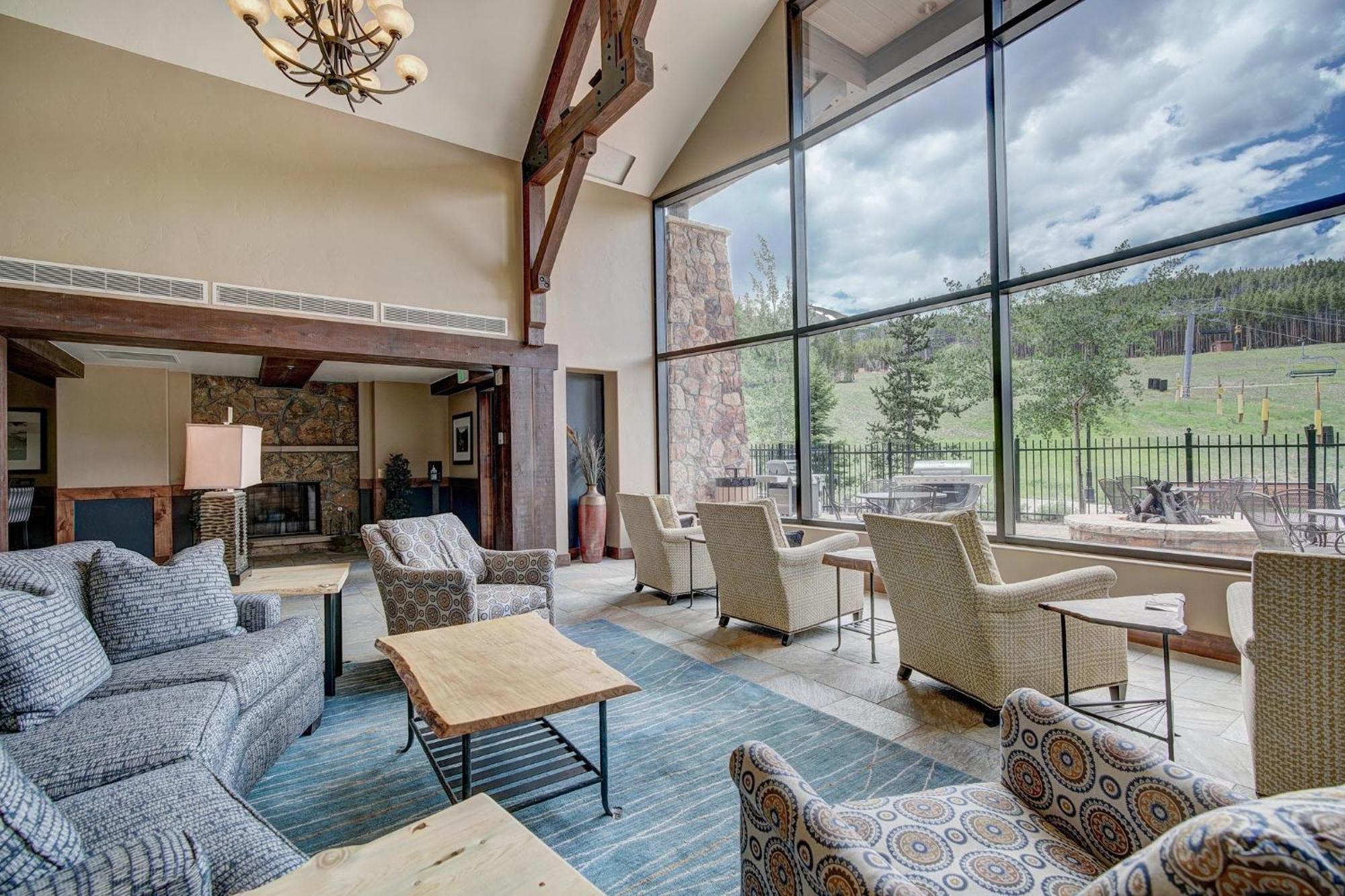 Crystal Peak Lodge By Vail Resorts Breckenridge Exterior photo